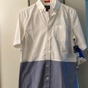 Men’s button up short sleeve shirt